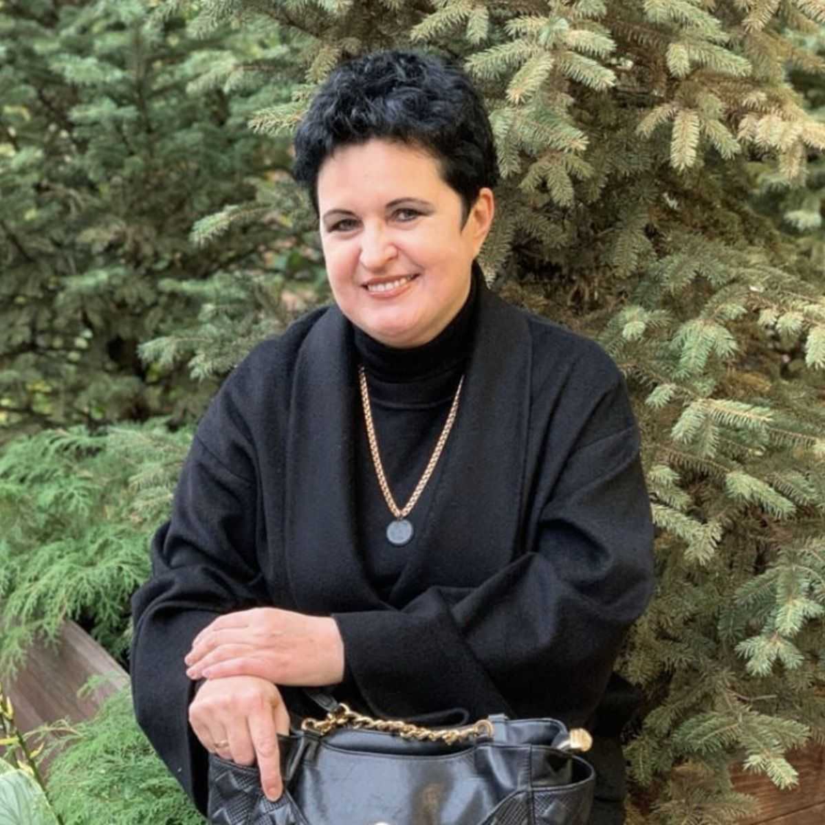 В мире мёртвых экстрасенс елена голунова — свой человек