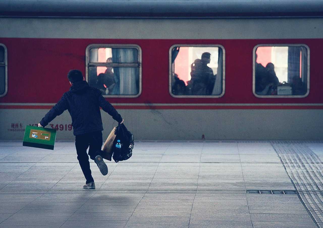 Приснилось что опоздали на поезд – толкование сна по разным сонникам